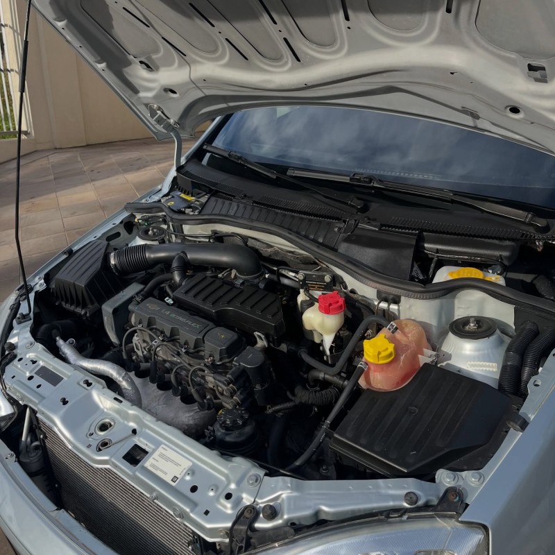 CORSA 1.4 MPFI MAXX 8V FLEX 4P MANUAL - 2010 - NOVA PETRóPOLIS