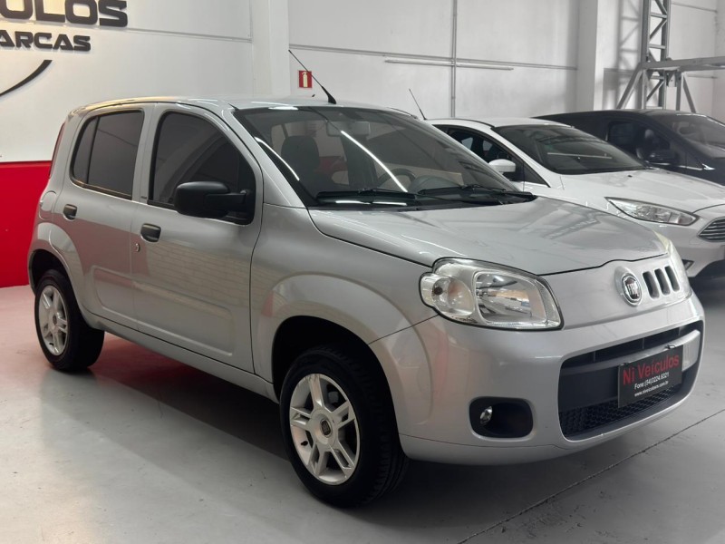 UNO 1.0 EVO VIVACE 8V FLEX 4P MANUAL - 2013 - CAXIAS DO SUL