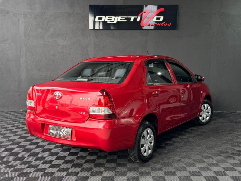 ETIOS 1.5 X PLUS SEDAN 16V FLEX 4P MANUAL - 2017 - CAXIAS DO SUL