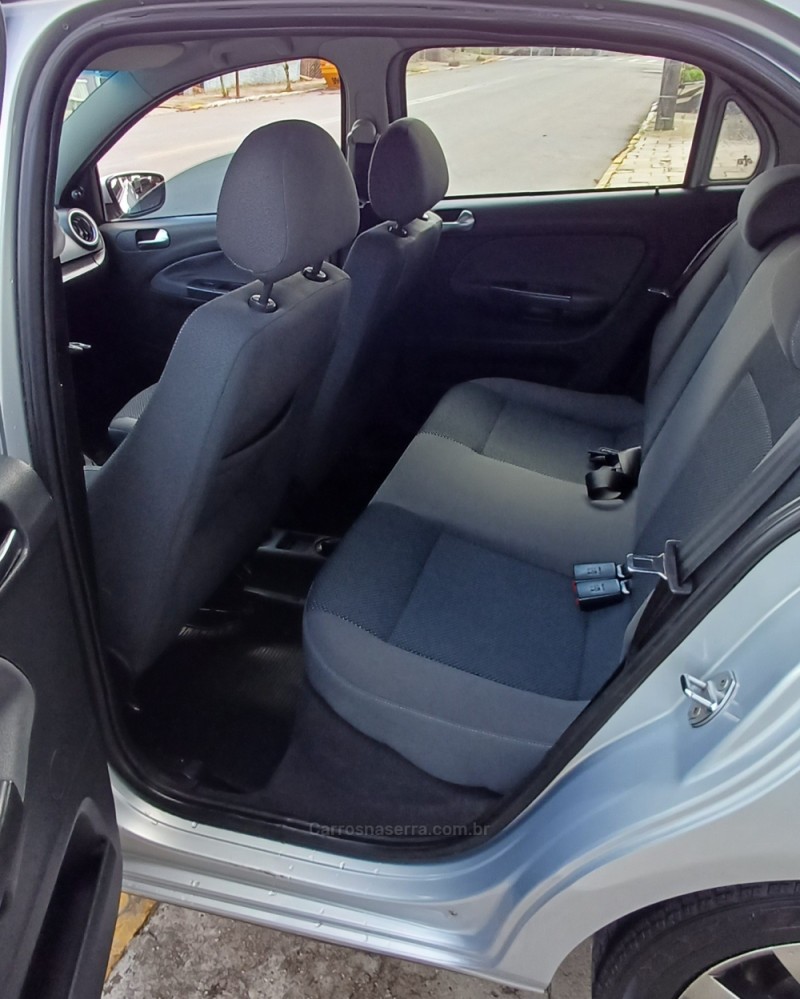 GOL 1.6 MI POWER 8V FLEX 4P MANUAL G.VI - 2010 - FARROUPILHA