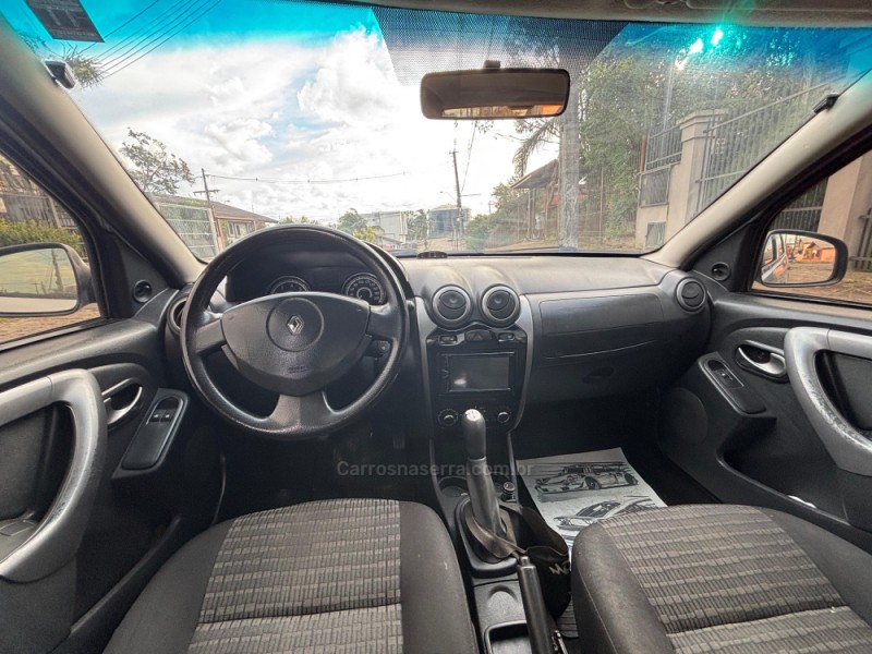 SANDERO 1.0 EXPRESSION 16V FLEX 4P MANUAL - 2014 - CAXIAS DO SUL