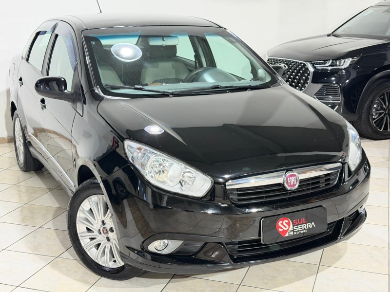 grand siena 1.6 mpi essence 16v flex 4p manual 2014 caxias do sul
