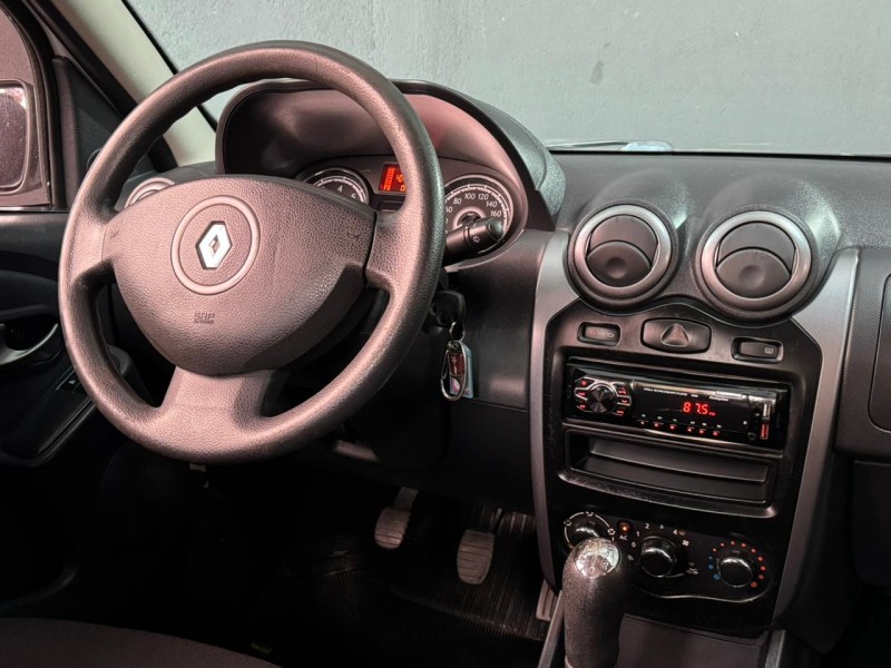 SANDERO 1.0 EXPRESSION 16V FLEX 4P MANUAL - 2014 - CAXIAS DO SUL