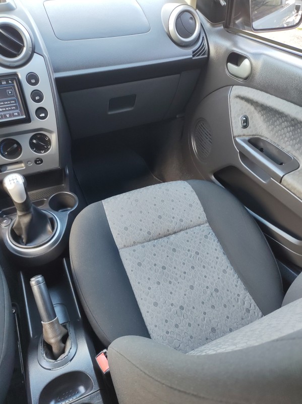 FIESTA 1.6 MPI CLASS HATCH 8V FLEX 4P MANUAL - 2012 - VALE REAL