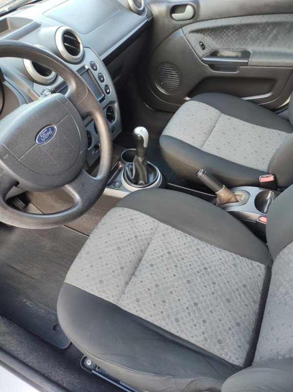 FIESTA 1.6 MPI CLASS HATCH 8V FLEX 4P MANUAL - 2012 - VALE REAL