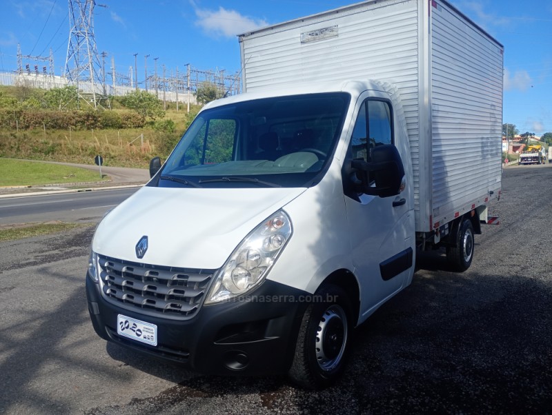 MASTER 2.3 DCI CHASSI CABINE L2H1 16V DIESEL 2P MANUAL - 2017 - FARROUPILHA