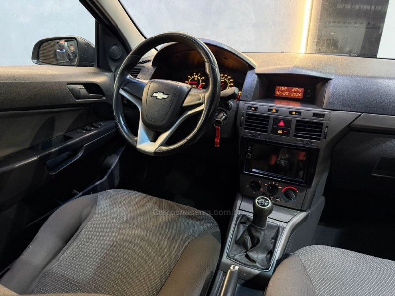 VECTRA 2.0 MPFI EXPRESSION 8V 140CV FLEX 4P MANUAL - 2008 - NOVO HAMBURGO