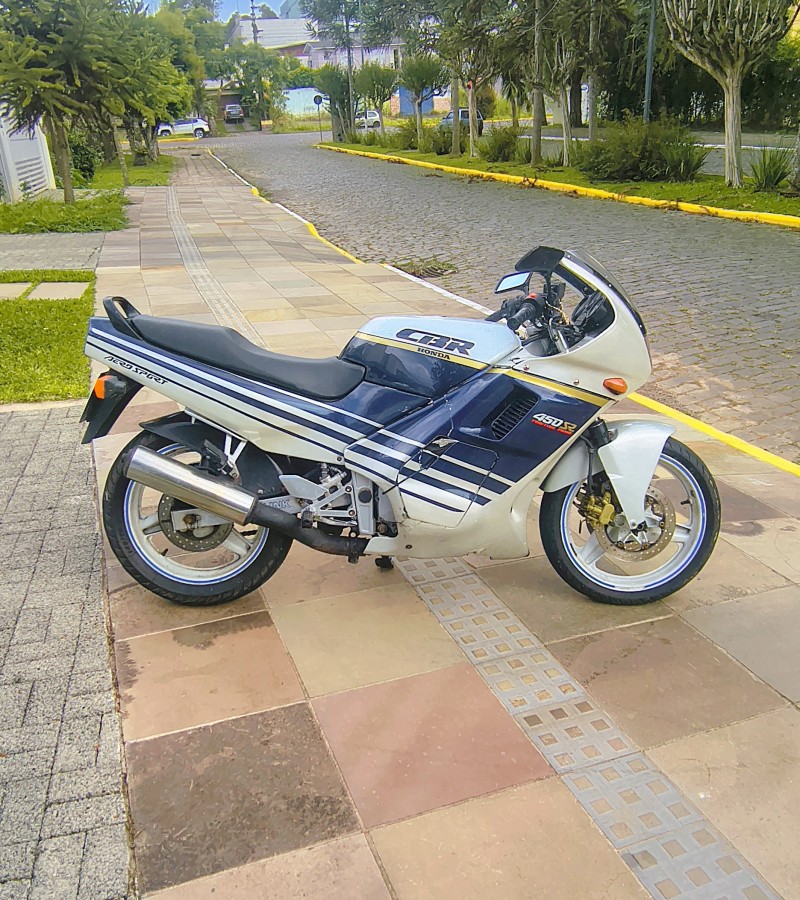 CBR 450 SR - 1990 - FARROUPILHA
