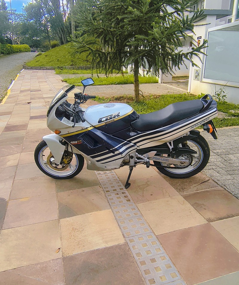 CBR 450 SR - 1990 - FARROUPILHA