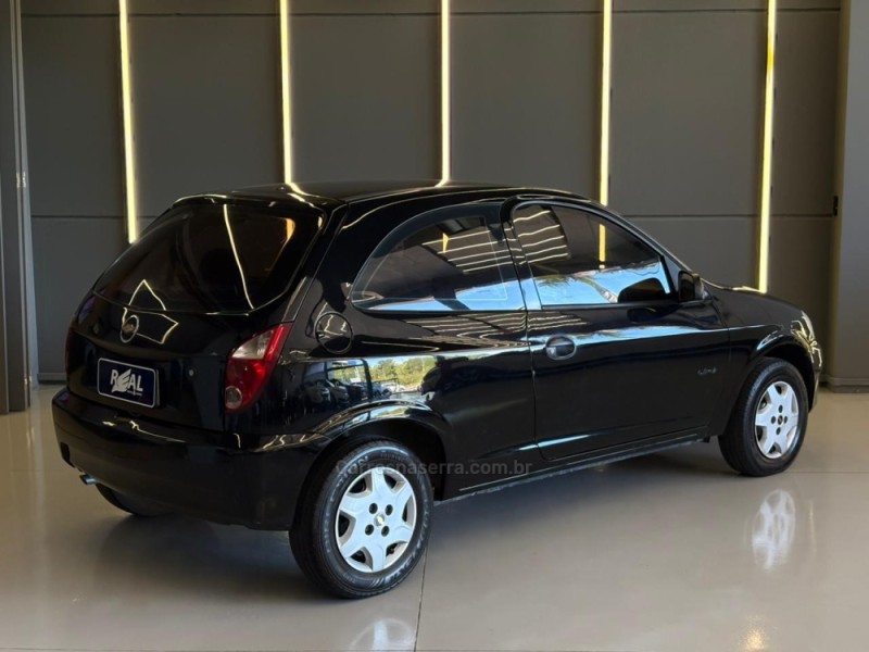 CELTA 1.0 MPFI LIFE 8V FLEX 2P MANUAL - 2010 - SAPIRANGA