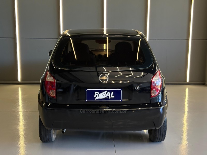 CELTA 1.0 MPFI LIFE 8V FLEX 2P MANUAL - 2010 - SAPIRANGA