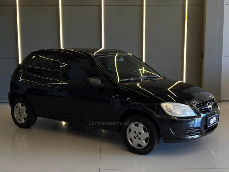 CELTA 1.0 MPFI LIFE 8V FLEX 2P MANUAL - 2010 - SAPIRANGA