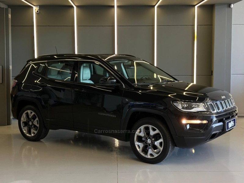 RENEGADE 2.0 16V TURBO DIESEL LONGITUDE 4P 4X4 AUTOMÁTICO - 2019 - SAPIRANGA