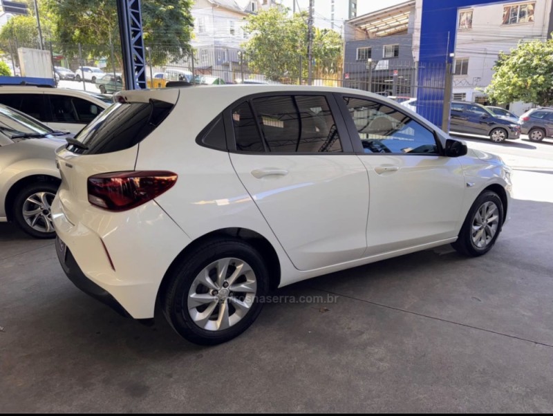 ONIX 1.0 LTZ 12V TURBO FLEX 4P MANUAL - 2020 - CAXIAS DO SUL