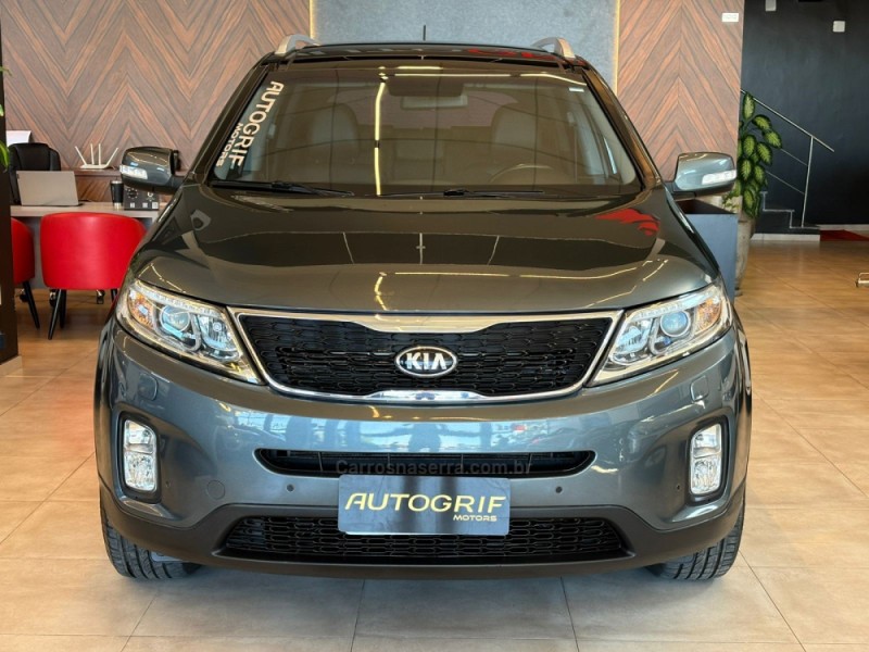 SORENTO 3.5 S.658 V6 4X4 24V GASOLINA 4P AUTOMÁTICO - 2014 - CAMPO BOM