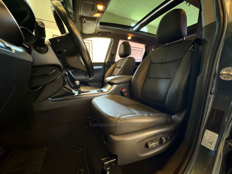 SORENTO 3.5 S.658 V6 4X4 24V GASOLINA 4P AUTOMÁTICO - 2014 - CAMPO BOM