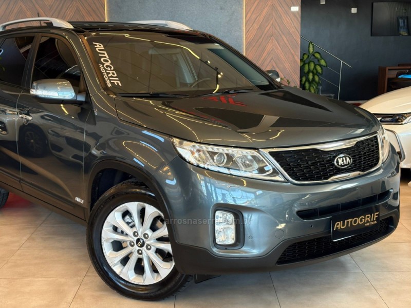 SORENTO 3.5 S.658 V6 4X4 24V GASOLINA 4P AUTOMÁTICO - 2014 - CAMPO BOM