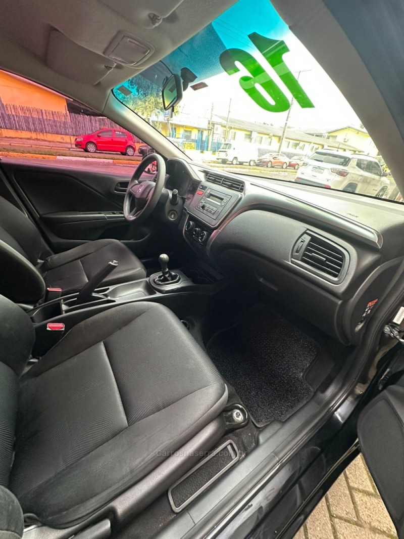 CITY 1.5 DX 16V FLEX 4P MANUAL - 2016 - PAROBé