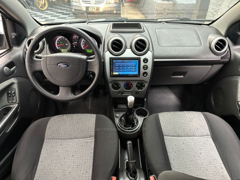 FIESTA 1.6 ROCAM SE SEDAN 8V FLEX 4P MANUAL - 2012 - PASSO FUNDO