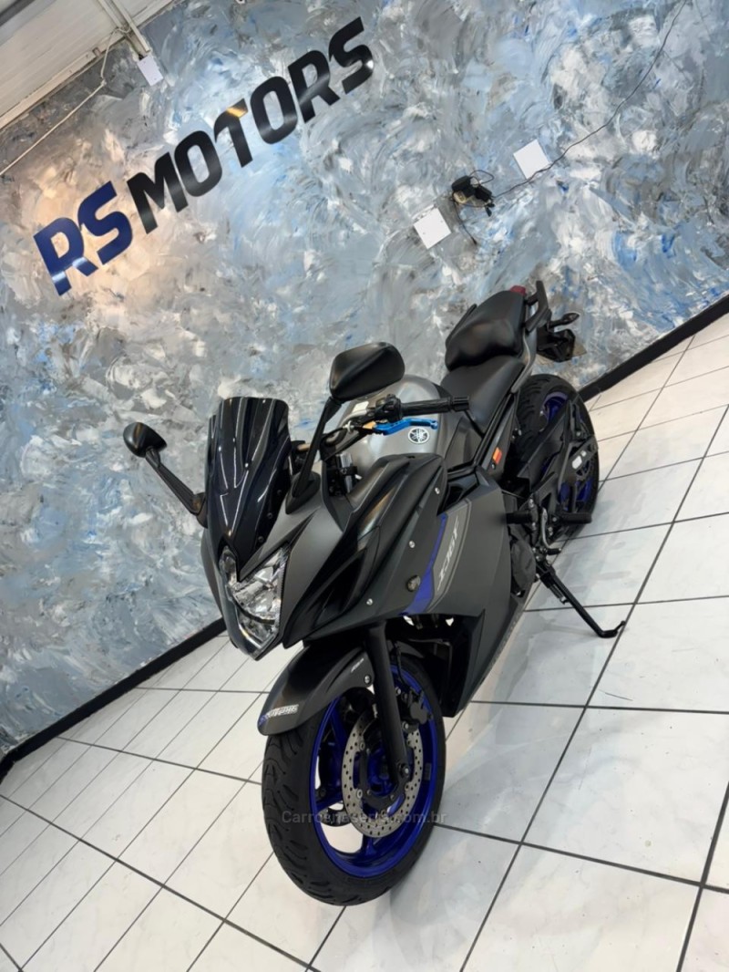 XJ6 F  - 2017 - CAXIAS DO SUL