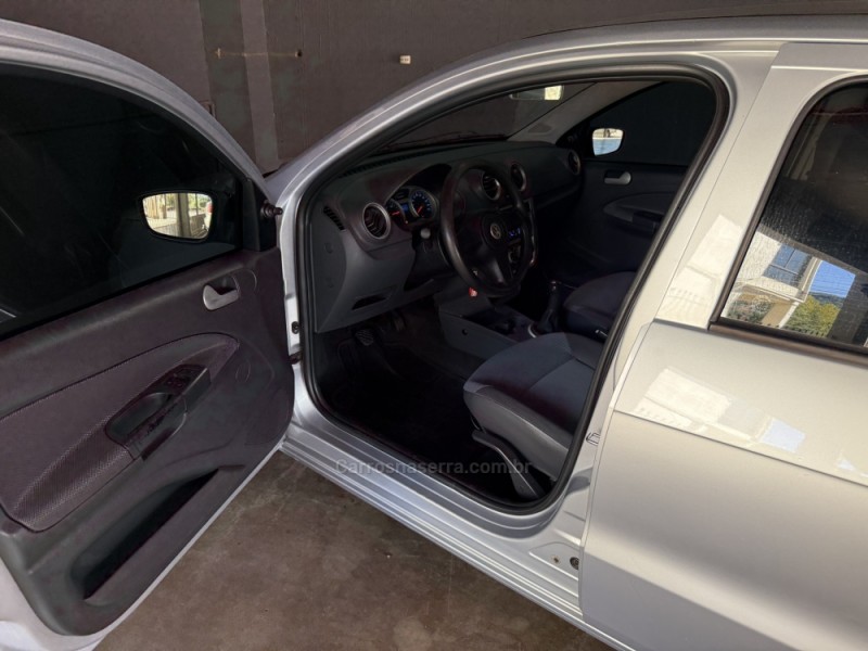 GOL 1.0 MI 8V FLEX 4P MANUAL - 2011 - MUçUM