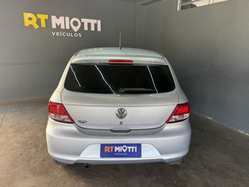 GOL 1.0 MI 8V FLEX 4P MANUAL - 2011 - MUçUM