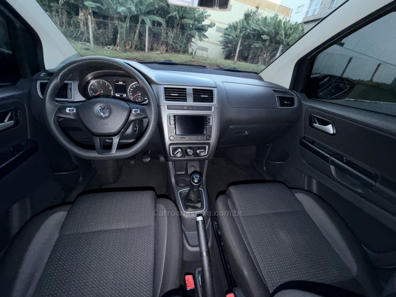 FOX 1.6 CONNECT 8V FLEX 4P MANUAL - 2020 - FELIZ