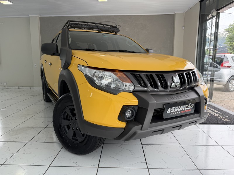 l200 savana 2.4 4x4 16v turbo diesel 4p automatico 2023 caxias do sul