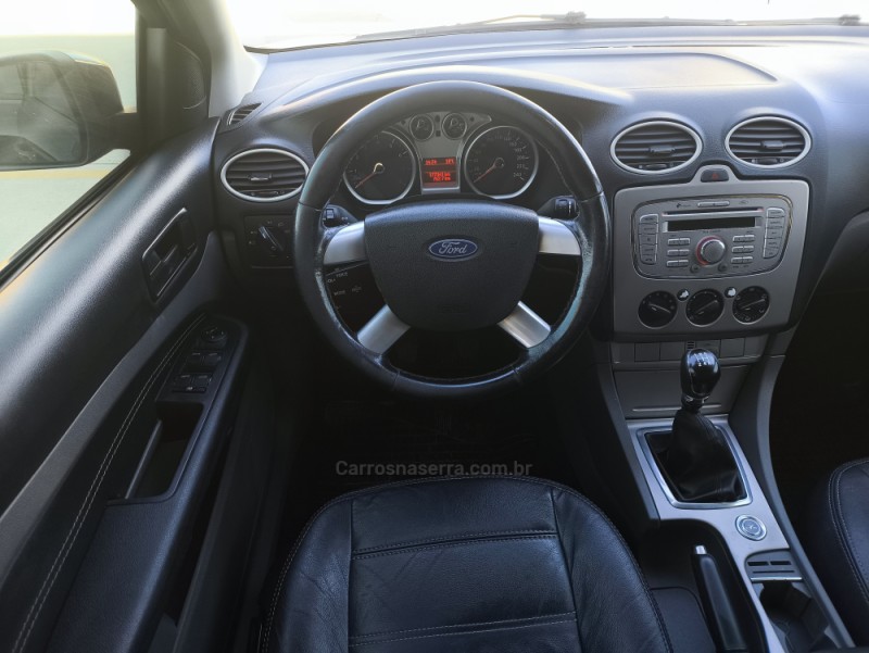 FOCUS 2.0 FC 16V GASOLINA 4P MANUAL - 2013 - FARROUPILHA