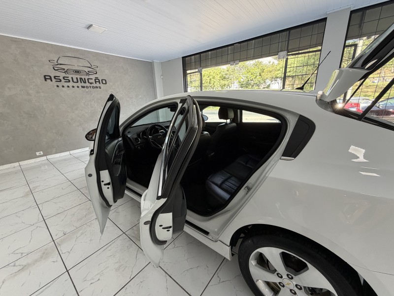 CRUZE 1.8 LT 16V FLEX 4P AUTOMÁTICO - 2013 - CAXIAS DO SUL