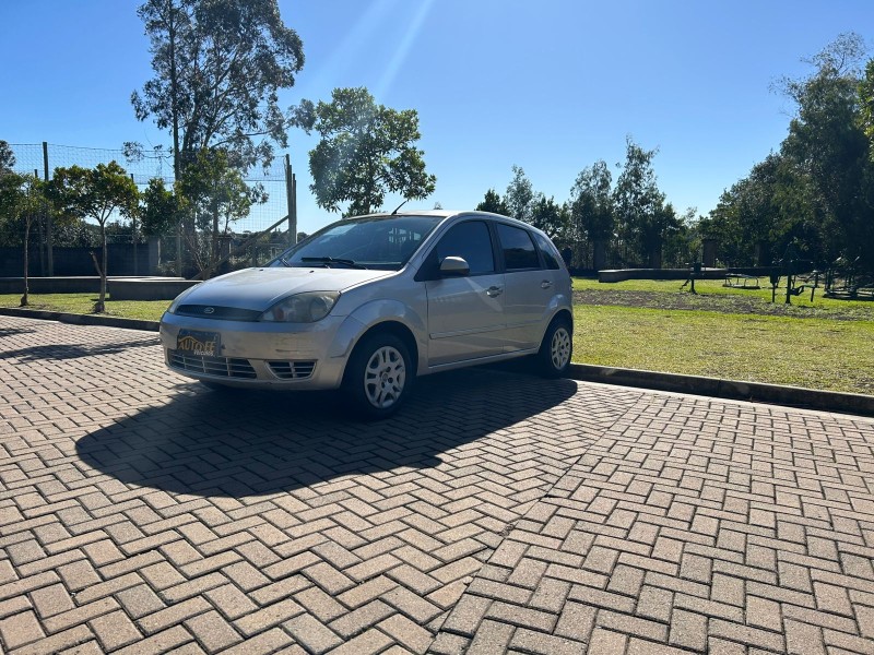 FIESTA 1.0 MPI 8V GASOLINA 4P MANUAL - 2007 - CANELA