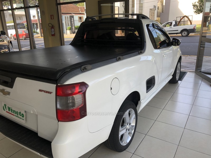 MONTANA 1.4 MPFI SPORT CS 8V FLEX 2P MANUAL - 2018 - FARROUPILHA