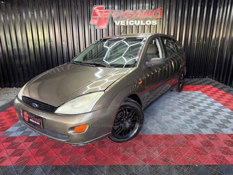 focus 1.8 16v gasolina 4p manual 2001 caxias do sul