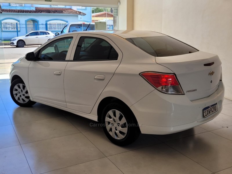 PRISMA 1.0 MPFI JOY 8V FLEX 4P MANUAL - 2018 - CANELA
