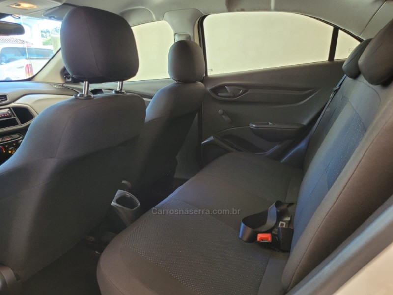 PRISMA 1.0 MPFI JOY 8V FLEX 4P MANUAL - 2018 - CANELA