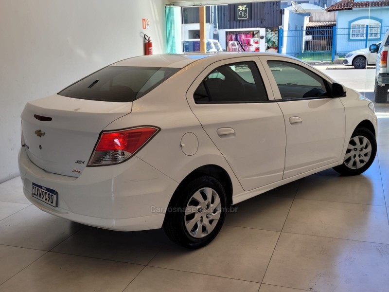 PRISMA 1.0 MPFI JOY 8V FLEX 4P MANUAL - 2018 - CANELA