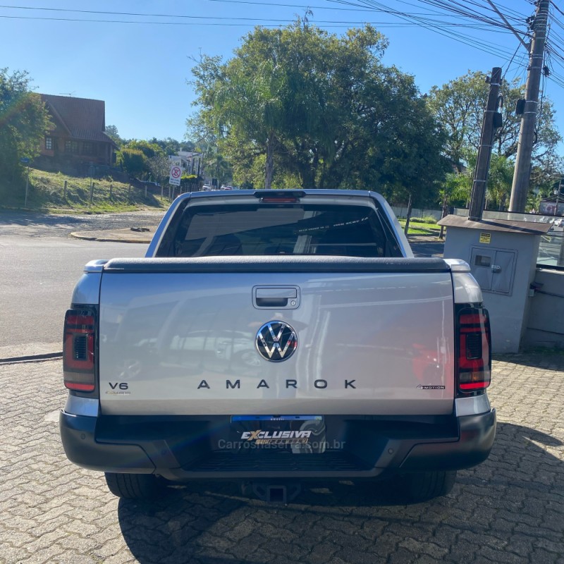 AMAROK 3.0 V6 EXTREME CD DIESEL 4X4 AT 4P AUTOMÁTICO - 2024 - MONTENEGRO