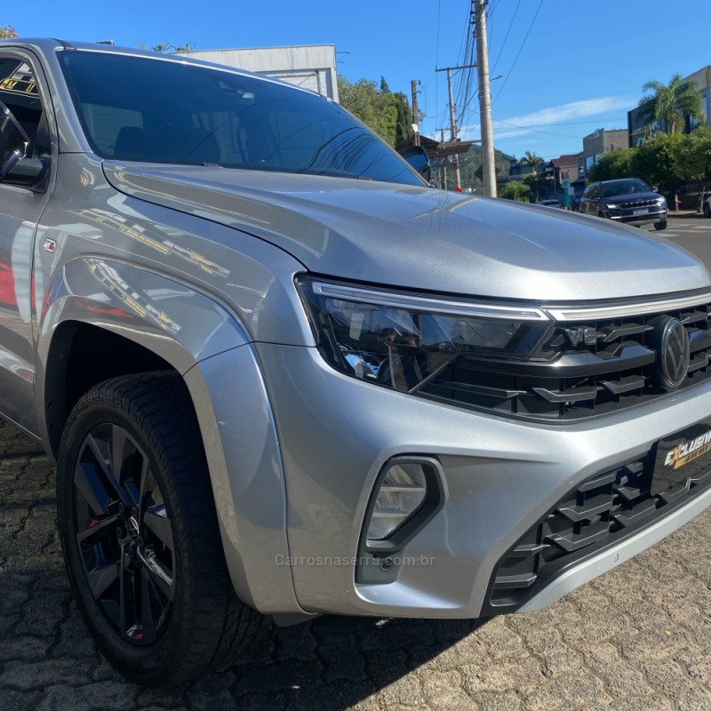 AMAROK 3.0 V6 EXTREME CD DIESEL 4X4 AT 4P AUTOMÁTICO - 2024 - MONTENEGRO