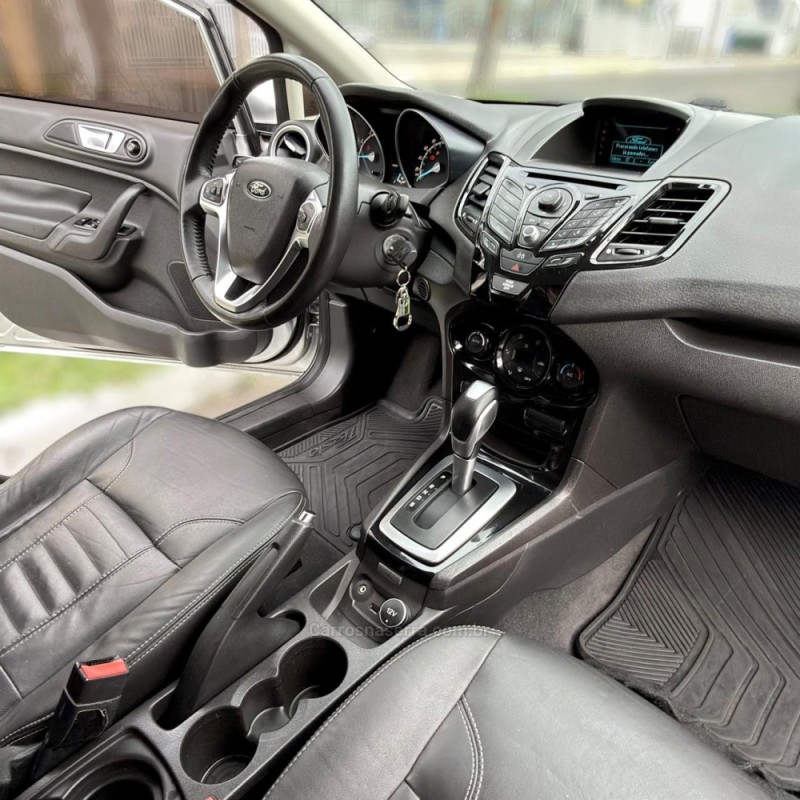 FIESTA 1.6 TITANIUM SEDAN 16V FLEX 4P AUTOMÁTICO - 2014 - NOVO HAMBURGO