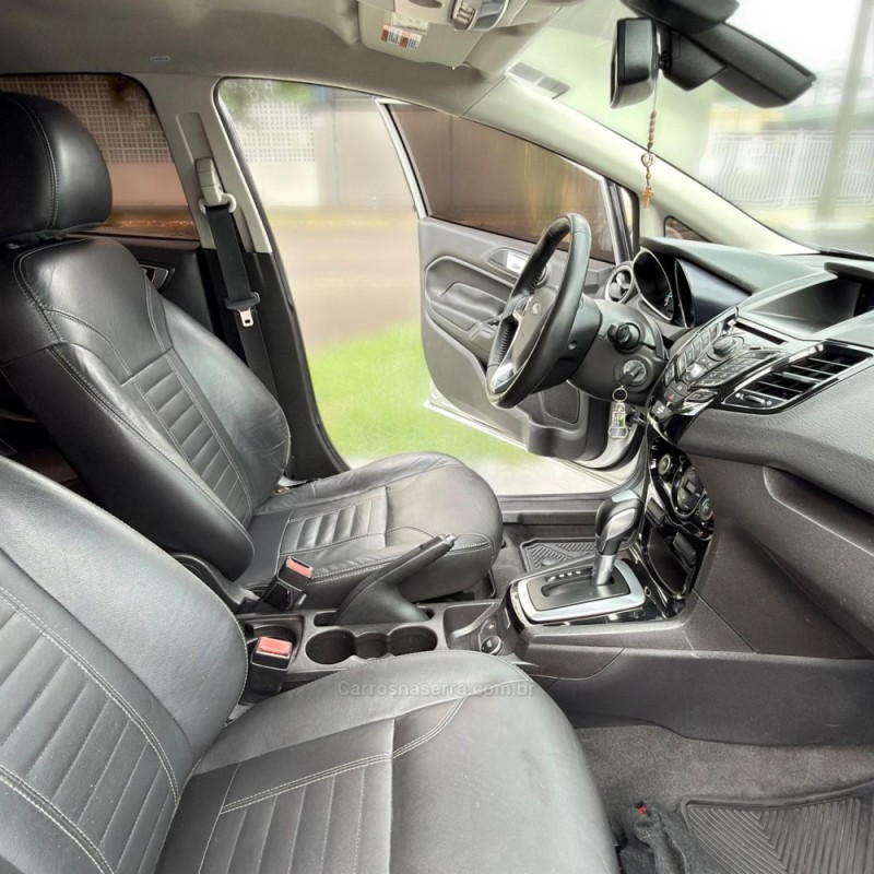 FIESTA 1.6 TITANIUM SEDAN 16V FLEX 4P AUTOMÁTICO - 2014 - NOVO HAMBURGO