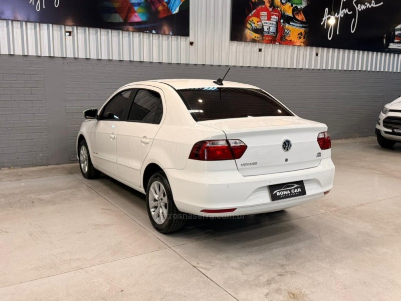 VOYAGE 1.6 MI COMFORTLINE 8V FLEX 4P MANUAL - 2018 - CAXIAS DO SUL