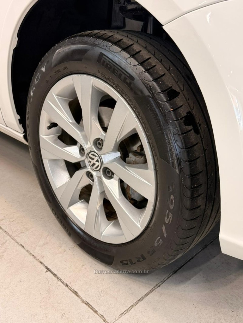 VOYAGE 1.6 MI COMFORTLINE 8V FLEX 4P MANUAL - 2018 - CAXIAS DO SUL