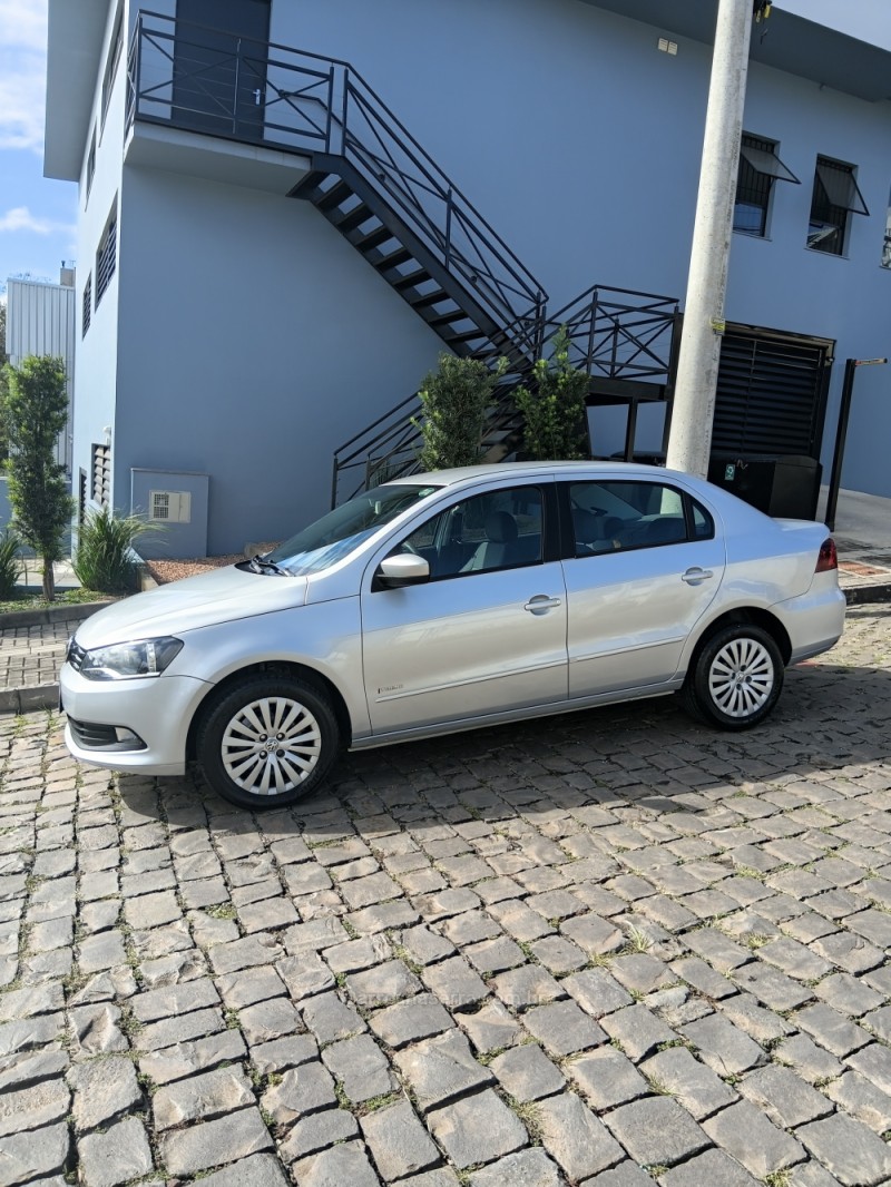VOYAGE 1.6 MI 8V FLEX 4P MANUAL - 2014 - BENTO GONçALVES