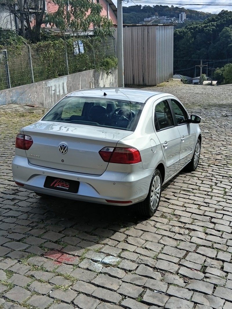 VOYAGE 1.6 MI 8V FLEX 4P MANUAL - 2014 - BENTO GONçALVES