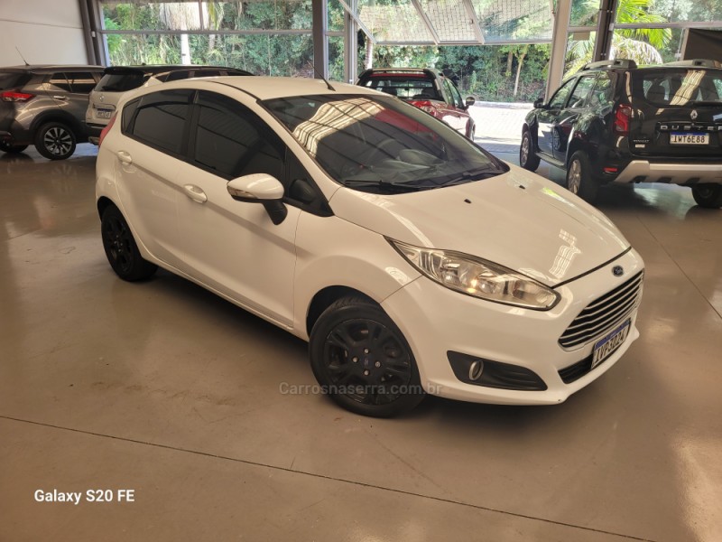 FIESTA 1.6 SE HATCH PLUS 16V FLEX 4P MANUAL