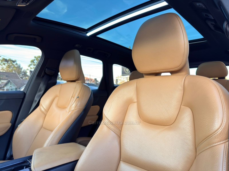 XC60 2.4 D5 MOMENTUM DIESEL AWD 4P AUTOMÁTICO - 2019 - CANELA