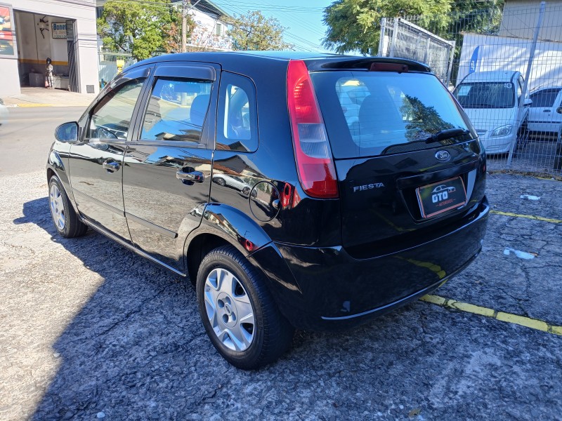 FIESTA 1.0 MPI CLASS 8V FLEX 4P MANUAL - 2006 - FARROUPILHA
