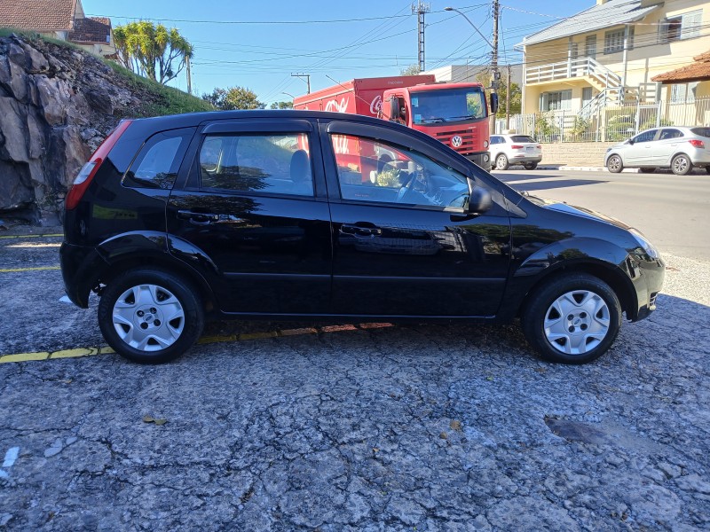 FIESTA 1.0 MPI CLASS 8V FLEX 4P MANUAL - 2006 - FARROUPILHA