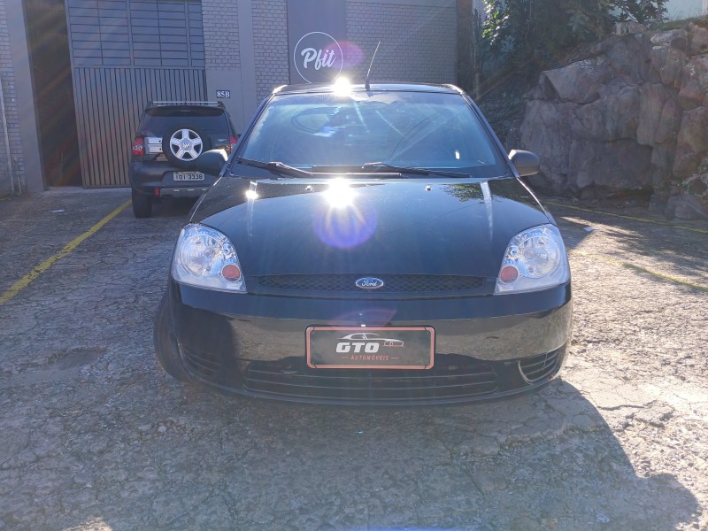 FIESTA 1.0 MPI CLASS 8V FLEX 4P MANUAL - 2006 - FARROUPILHA