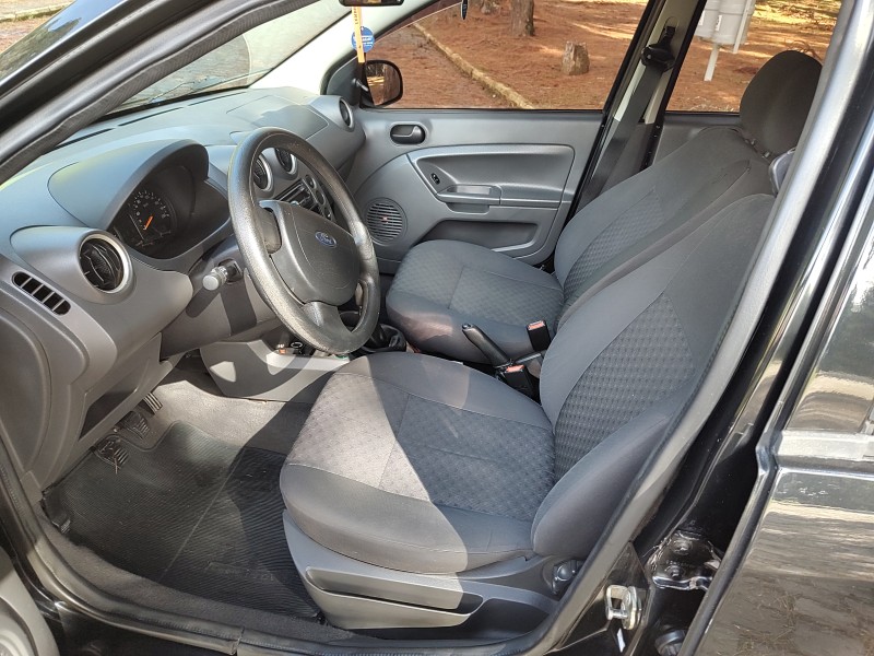 FIESTA 1.0 MPI 8V GASOLINA 4P MANUAL - 2006 - CAXIAS DO SUL